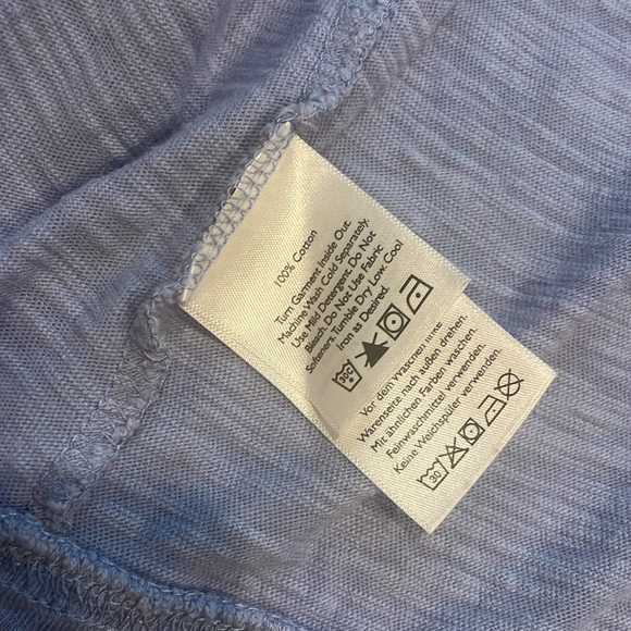 Eddie Bauer light blue zip up hoodie, mid sleeve, size XS - Picture 5 of 7